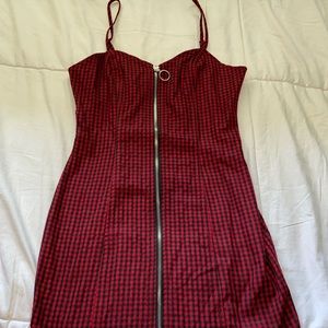 Plaid dress with silver zipper
